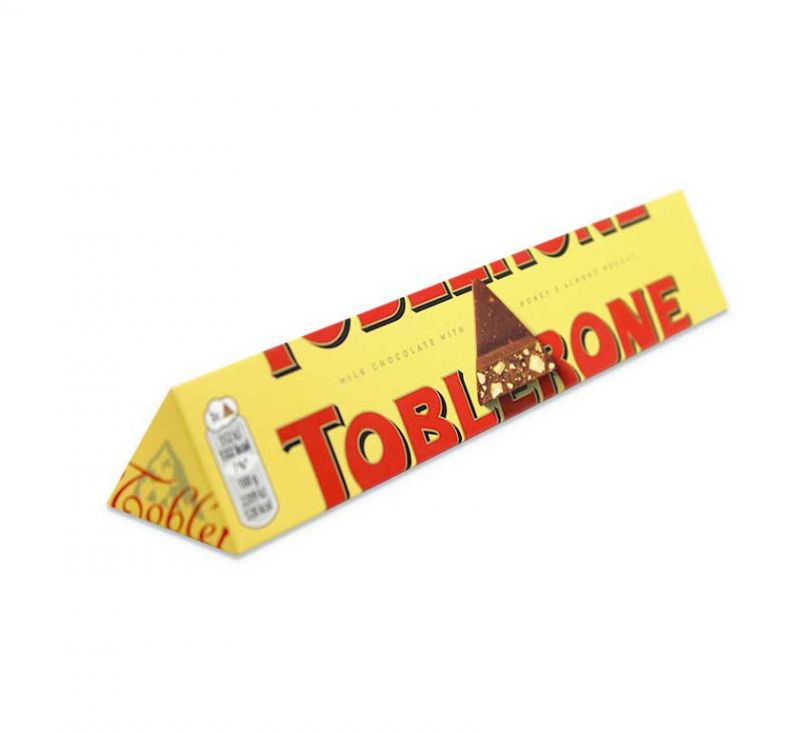 Шоколад молочний з мигдалевою нугою 100 г Toblerone